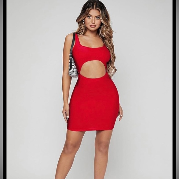 🍒Sexy Cherry Red 🍒Cutout Peekaboo Dress -Med 🌹 Never worn! SOLD OUT - Picture 1 of 9